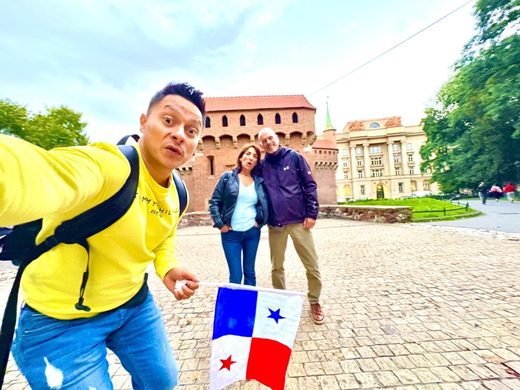 Una pareja desde España descubre la ciudad amurallada de Cracovia