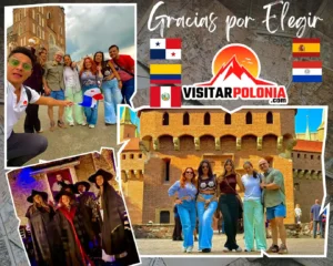 Grupo de viajeros en la Plaza Rynek de Cracovia durante el recorrido del sábado 13 de junio.