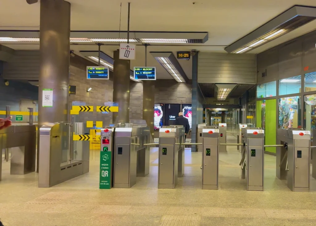 Validación metro Varsovia