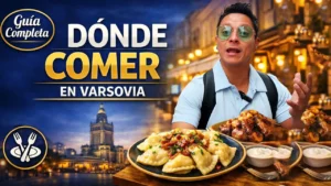 Comida típica polaca en Varsovia servida en un bar tradicional