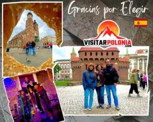 Familia de Valencia disfrutando un recorrido por la ciudad amurallada de Cracovia la mañana del 24 de julio de 2026
