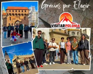 ALT: Grupo de viajeros durante un recorrido guiado por el casco histórico de Cracovia el 26 de septiembre de 2026