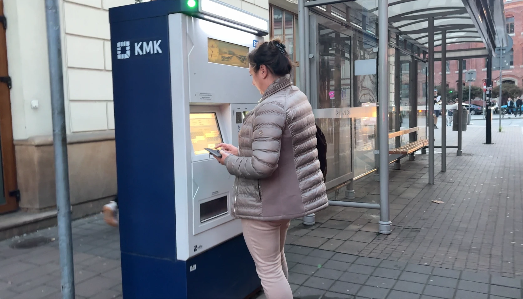 Máquina de billetes para llegar a Wieliczka en bus por 2 euros